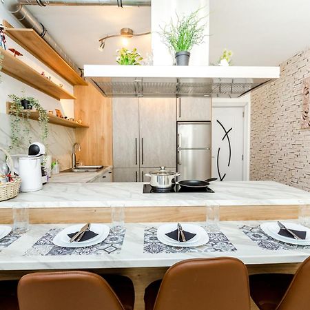 The White Apartment - Free Parking Софія Екстер'єр фото