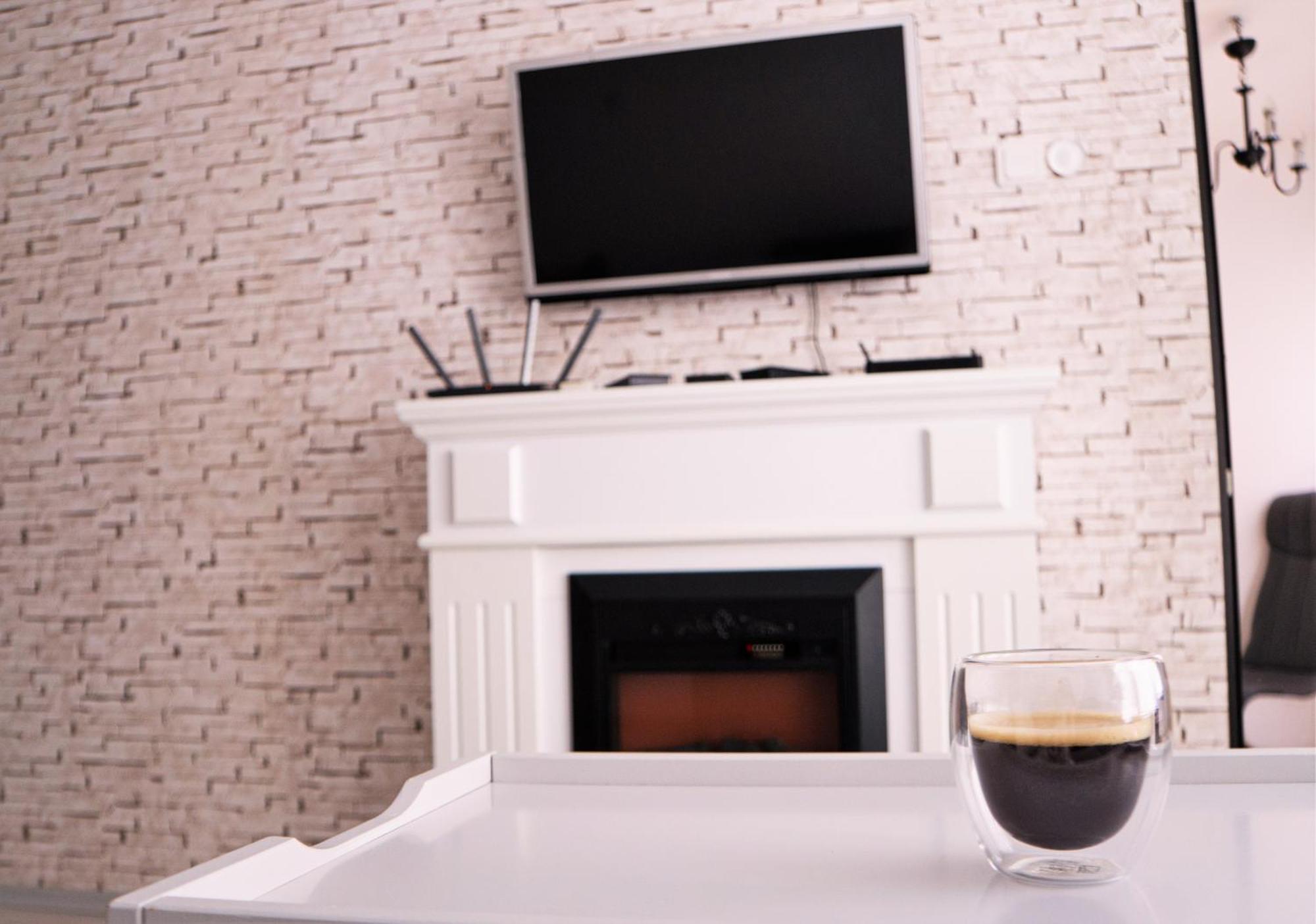 The White Apartment - Free Parking Софія Екстер'єр фото