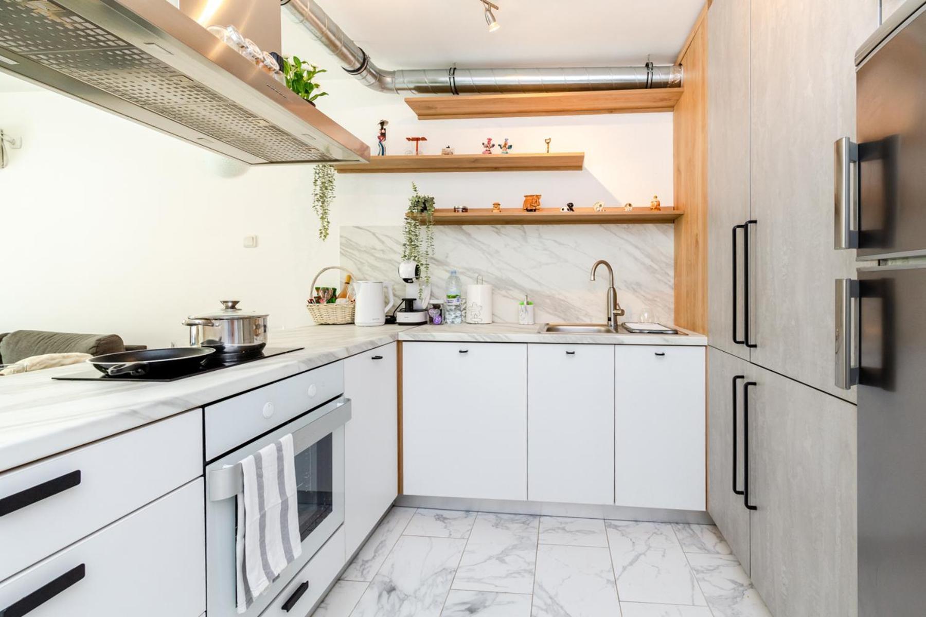 The White Apartment - Free Parking Софія Екстер'єр фото